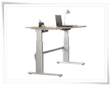 Álló és állítható magasságú íróasztalok